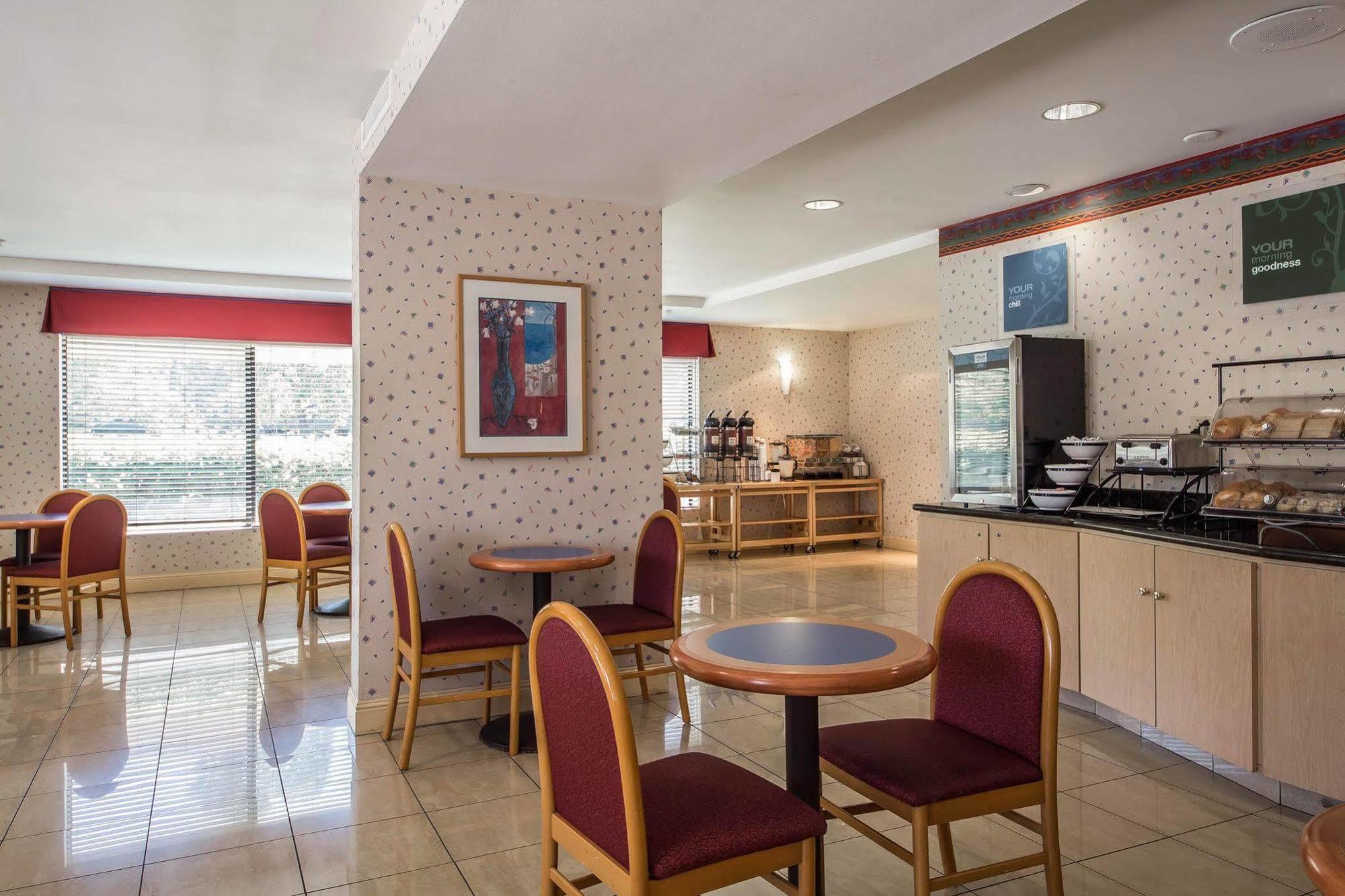 Comfort Inn Silicon Valley East Fremont Exteriör bild