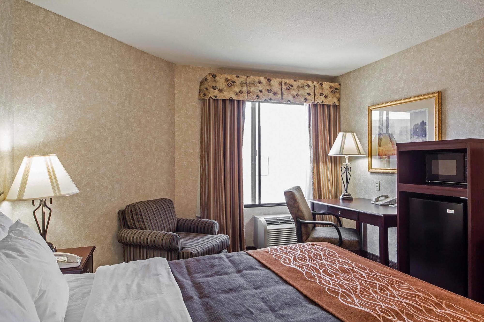 Comfort Inn Silicon Valley East Fremont Exteriör bild